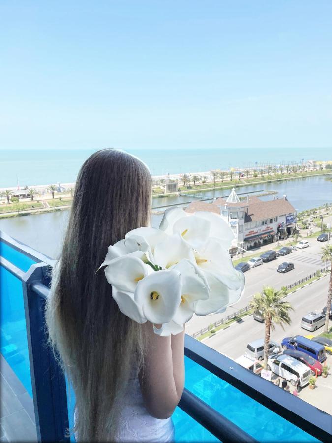 Sea ​​View In Orbi City 巴统 外观 照片