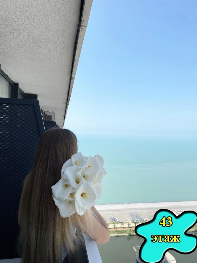 Sea ​​View In Orbi City 巴统 外观 照片