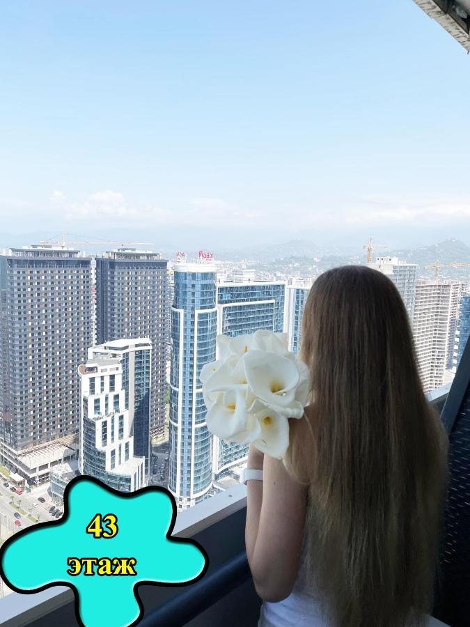 Sea ​​View In Orbi City 巴统 外观 照片