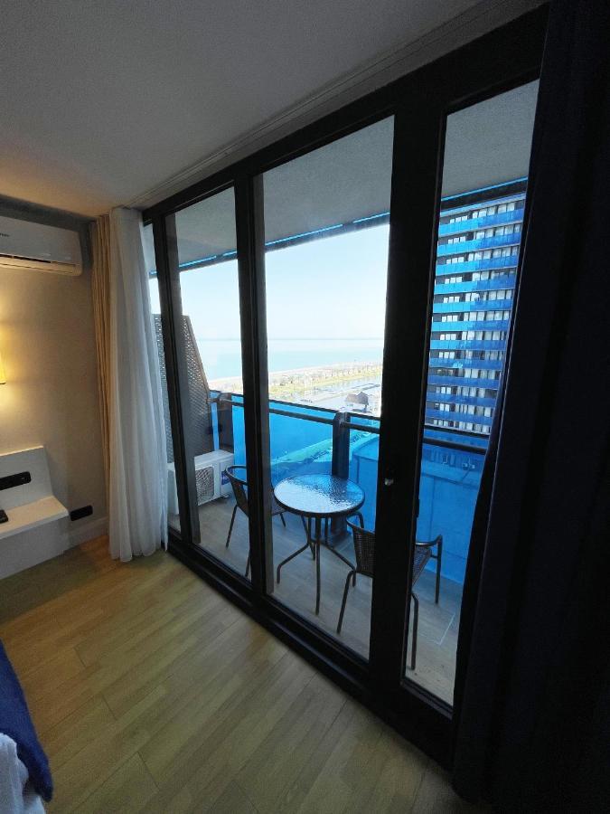 Sea ​​View In Orbi City 巴统 外观 照片