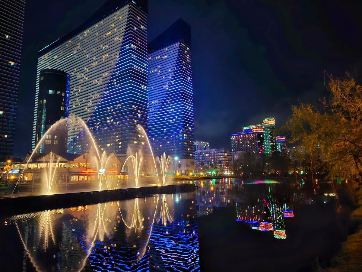 Sea ​​View In Orbi City 巴统 外观 照片